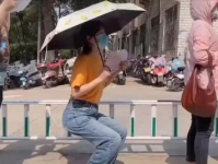 网红悬空椅